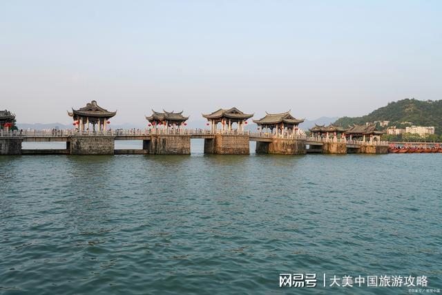 潮州广济桥江面